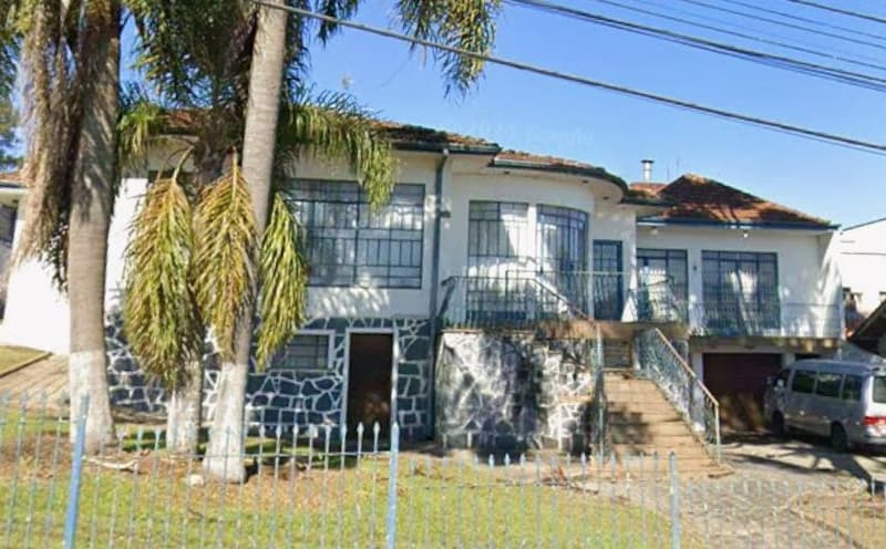 Foto 1 de 5: Casa em leilão em Curitiba - PR, bairro Tingui — IMÓVEL URBANO EM CURITIBA PR.