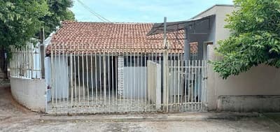 Casa em leilão em Umuarama - PR — Casa com 274,97 m², na Rua Cristal, 1281, Conjunto Ouro Branco, Umuarama/PR