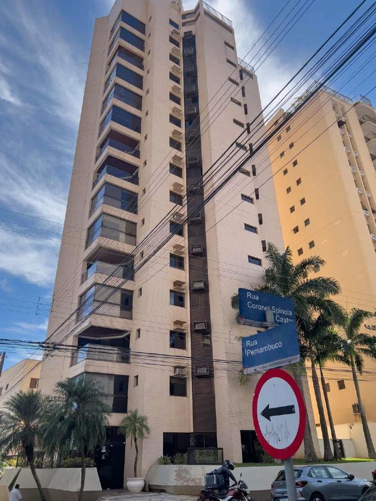 Foto 7 de 7: Apartamento em leilão em São José Do Rio Preto - SP, bairro Vila Imperial — Apartamento nº 41 do Edifício Athenas com área privativa de 215,34m² e área total de 332,50m² com duas vagas de garagem nº 04 e 05. Localizado na Rua Coronel Espíndola de Castro,4300, Vila Imperial, São José do Rio Preto/SP.