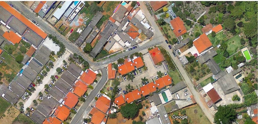 Foto 4 de 12: Casa em leilão em Suzano - SP, bairro Jardim Casa Branca — UMA UNIDADE AUTÔNOMA - CASA Nº 4 E VAGAS DE GARAGEM - CONDOMINIO RESIDENCIAL PARK VILLAGE