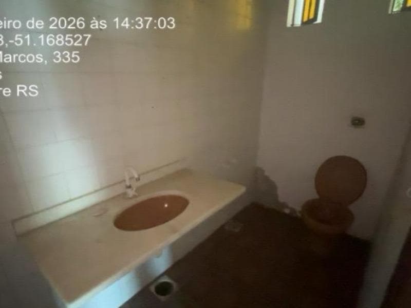 Foto 2 de 15: Casa em leilão em Porto Alegre - RS, bairro Vila Bom Jesus — Casa, Residencial, Vila Bom Jesus, 4 dormitório(s)
