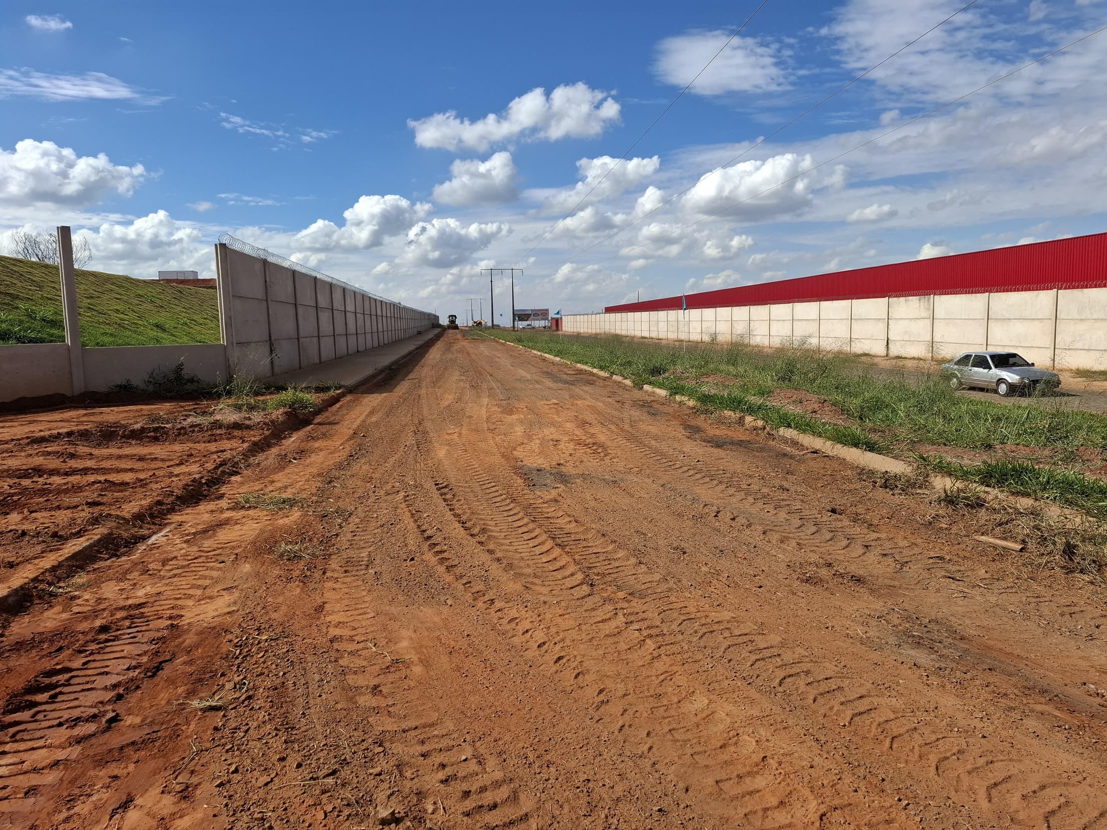 Foto 2 de 8: Comercial em leilão em Mirassol - SP — ÁREA DE TERRA INDUSTRIAL DE 24.200m² LOCALIZADO NA FAZENDA TRÊS BARRAS, MIRASSOL/SP | MATRICULA 13.648