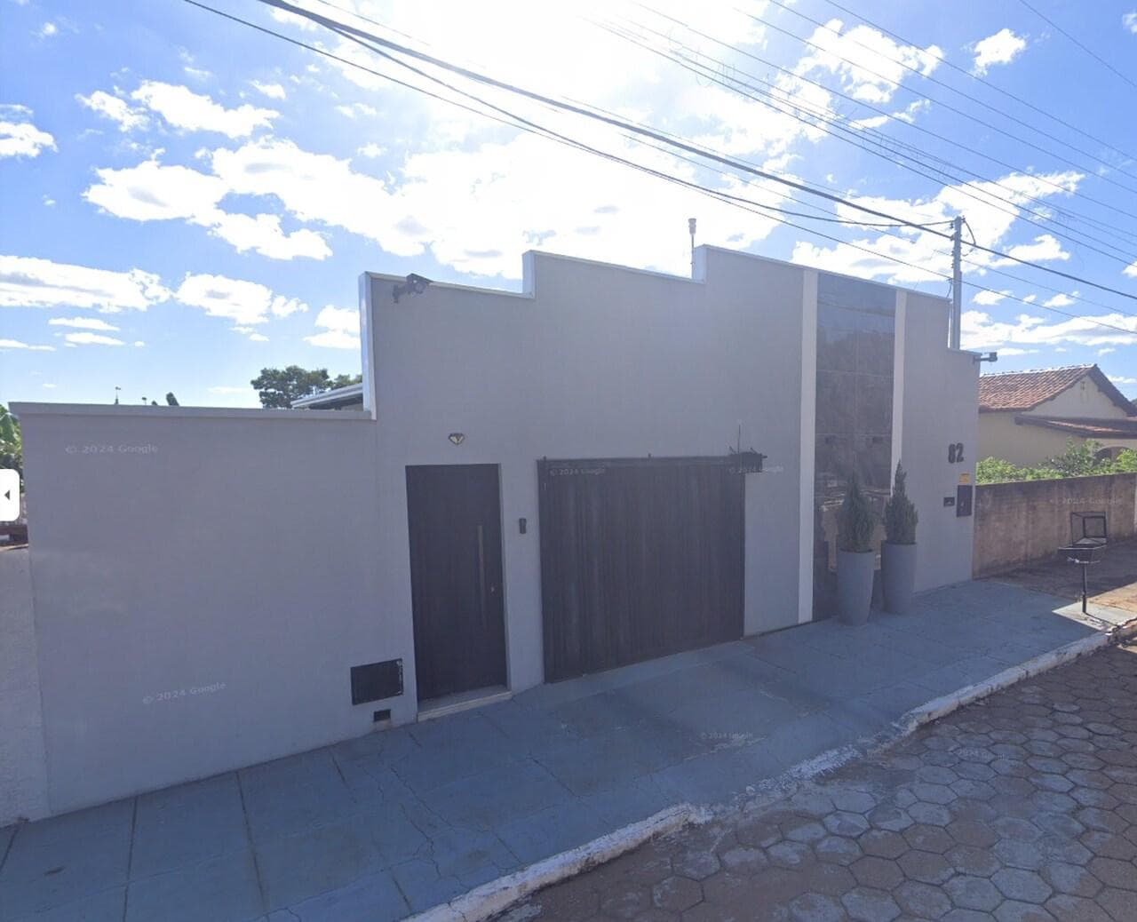 Foto 8 de 8: Casa em leilão em Ipameri - GO — CASA RESIDENCIAL, A.C. 103,92M², CENTRO EM IPAMERI/GO - EDIFICAÇÃO DE ALTO PADRÃO