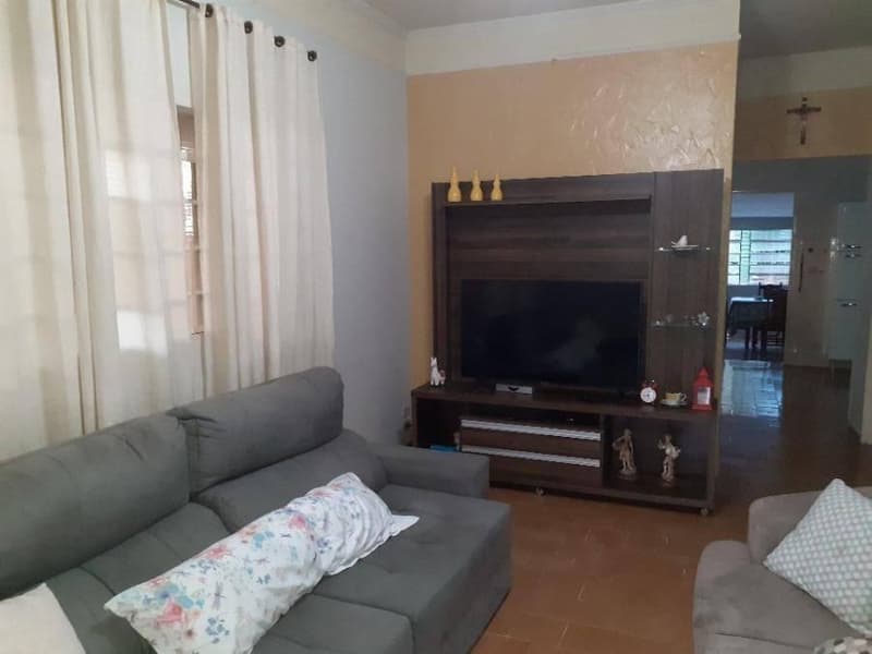 Foto 13 de 16: Casa em leilão em Guaraçaí - SP, bairro Centro — Casa, Ocupado, Guaraçaí / SP (28% abaixo da avaliação)