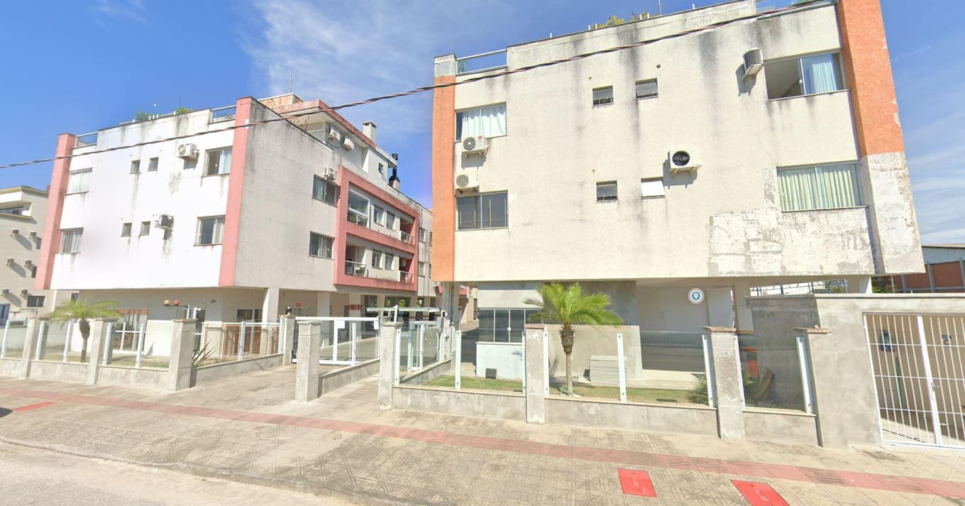 Apartamento em leilão em Florianópolis - SC — Apto 54m² no Ingleses do Rio Vermelho em Florianópolis/SC