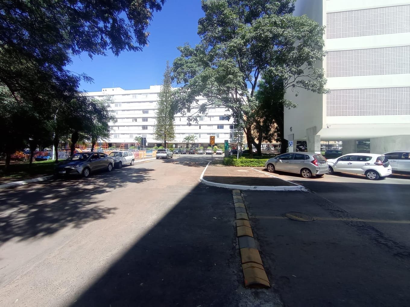 Foto 10 de 10: Apartamento em leilão em Brasília - DF, bairro Asa Sul — Apto 160m² na SQ 304 Sul, Planta Ampla, Coração da Asa Sul em Brasília/DF