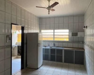 Foto 4 de 5: Casa em leilão em Pinheiro - MA, bairro Alcântara — Casa 225m² com Terreno 309m² | Bairro Alcântara, Pinheiro/MA | Varanda/Garagem e Escritório | Oportunidade!