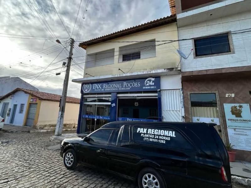 Foto 3 de 9: Casa em leilão em Poções - BA, bairro Centro — Casa, Ocupado, Poções / BA (24% abaixo da avaliação)
