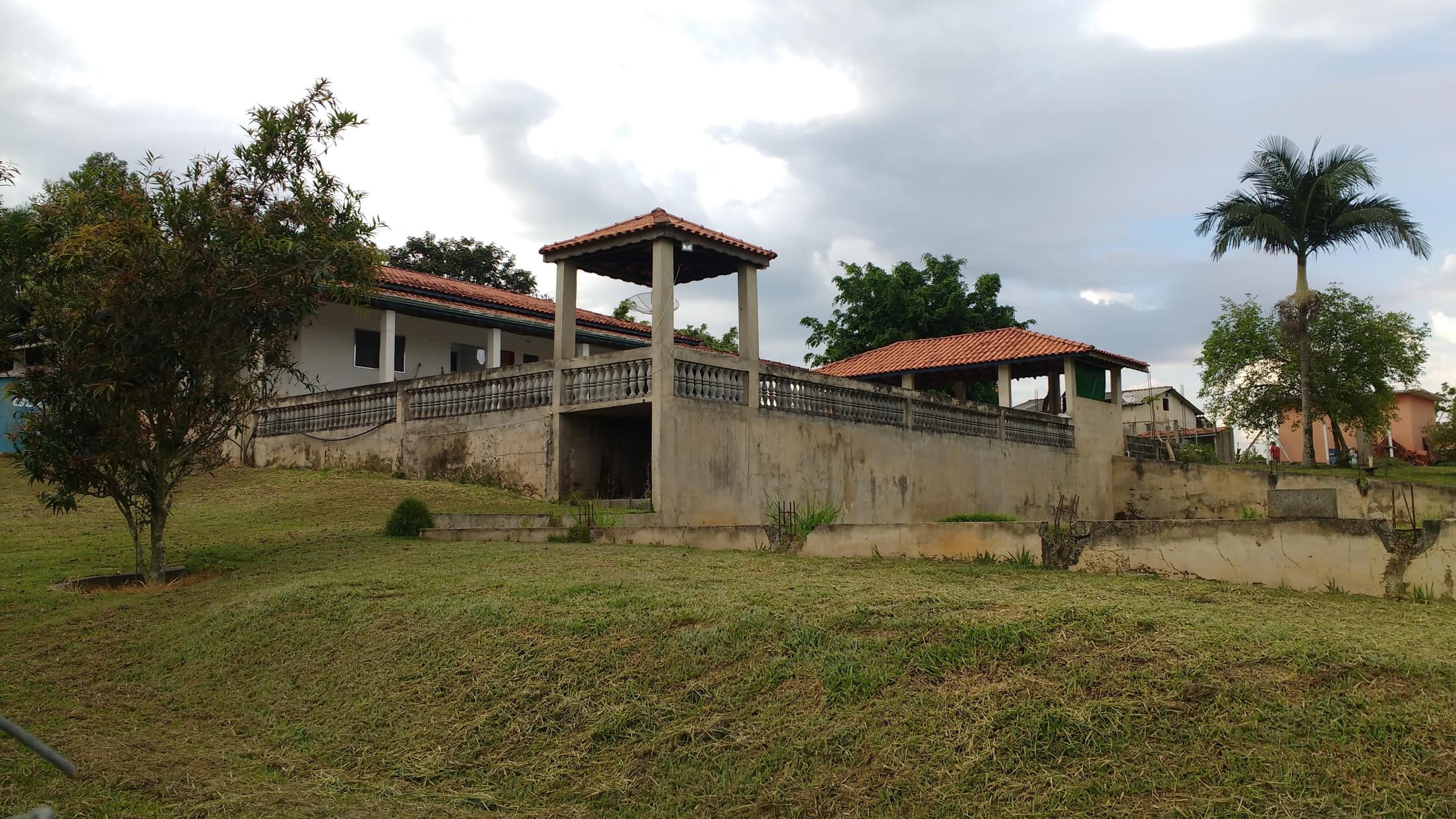 Foto 9 de 11: Casa em leilão em Araçoiaba Da Serra - SP — Chácara c/ 20.000m², Desocupada, com Sistema de Piscicultura e Ranicultura no Bairro Do Jundiacanga, Araçoiaba da Serra/SP
