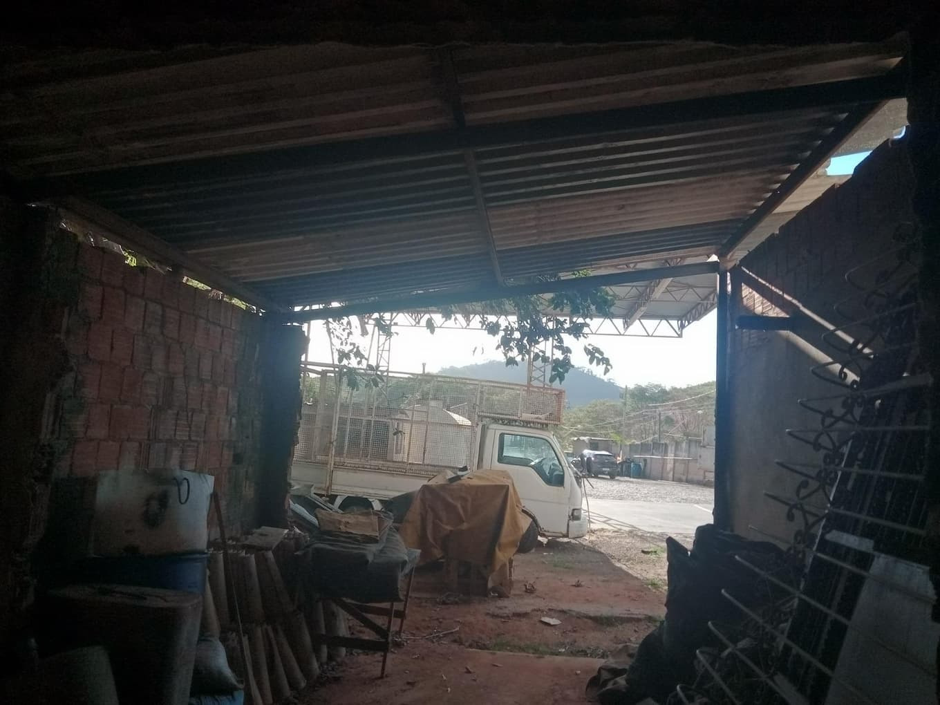 Foto 6 de 61: Terreno em leilão em Muriaé - MG, bairro Sofocó — IMÓVEL URBANO COM ÁREA TOTAL DE 48.206,32 m2- Em MURIAÉ/MG