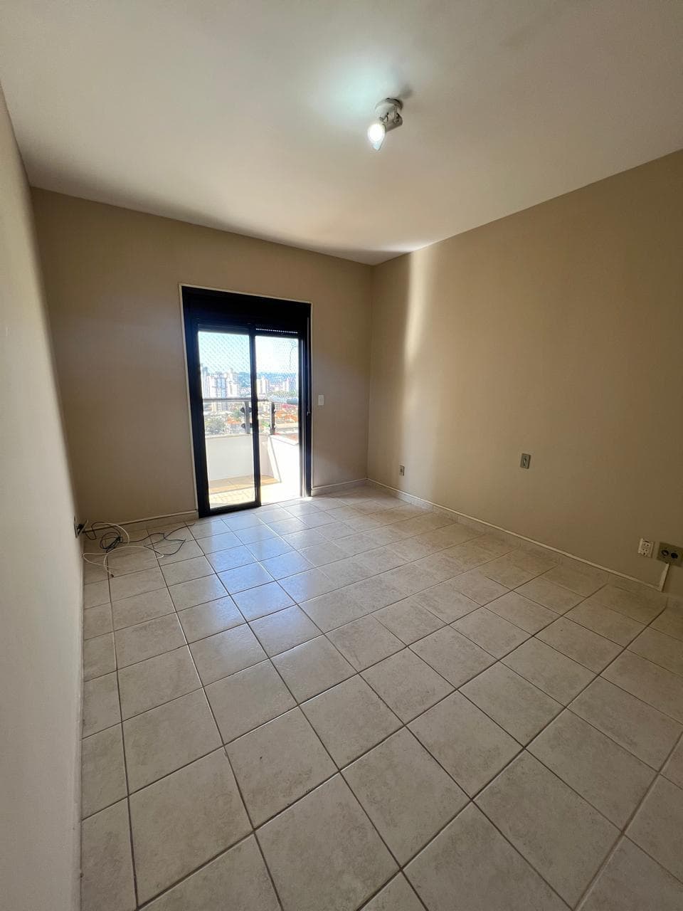 Foto 6 de 12: Apartamento em leilão em Jundiaí - SP — Apartamento n° 111 situado no Edifício Belle Ville - Jundiaí/SP