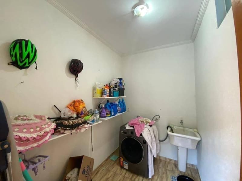 Foto 15 de 19: Casa em leilão em São Carlos - SP, bairro Parque dos Timburis — Casa 193m² com Terreno 275m² | São Carlos-SP | Parque dos Timburis - 2 Dorms, 2 banheiros, 1 Vaga - Financiamento até 420 Meses!