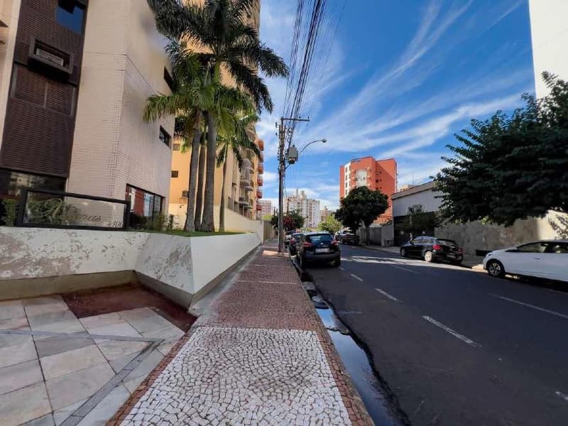 Foto 6 de 7: Apartamento em leilão em São José Do Rio Preto - SP, bairro Vila Imperial — Apartamento nº 41 do Edifício Athenas com área privativa de 215,34m² e área total de 332,50m² com duas vagas de garagem nº 04 e 05. Localizado na Rua Coronel Espíndola de Castro,4300, Vila Imperial, São José do Rio Preto/SP.