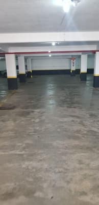 Foto 5 de 5: Terreno em leilão em Ponta Grossa - PR, bairro Zona Central — Garagem n. 6 do EDIFICIO VERSALHES, Ponta Grossa/PR