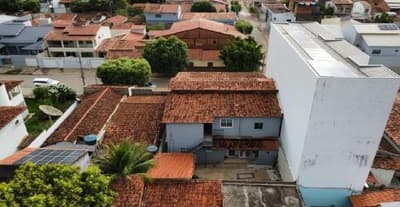 Foto 9 de 23: Casa em leilão em Barreiras - BA, bairro Sandra Regina — IMÓVEL RESIDENCIAL | A.T. 360 m² | A.C. 195,00 m² | BAHIA/BA.