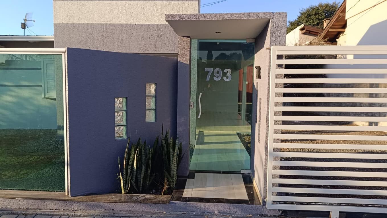 Foto 20 de 34: Casa em leilão em Marmeleiro - PR, bairro Centro — Imóvel Urbano com Benfeitorias