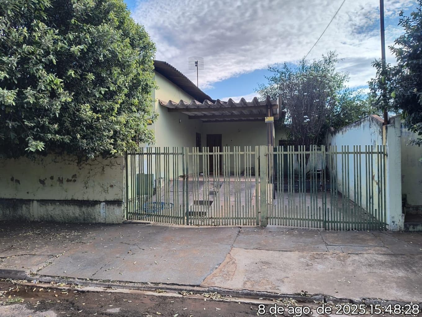Foto 1 de 2: Casa em leilão em Itajá - GO — CASA RESIDENCIAL:
