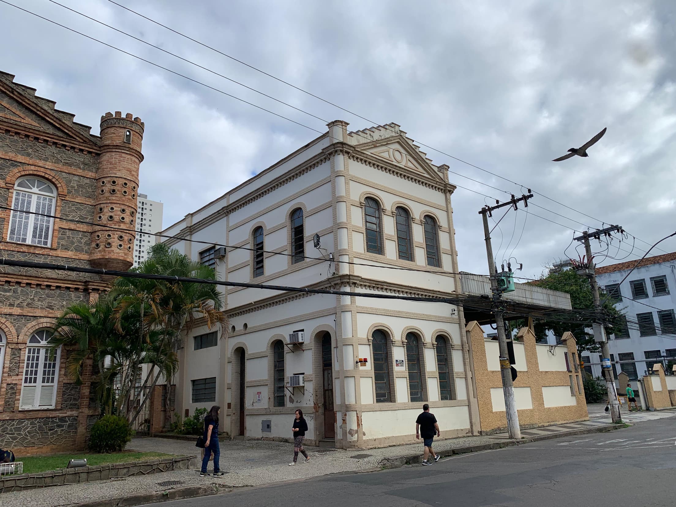Foto 6 de 9: Comercial em leilão em Juiz De Fora - MG — Imóvel Comercial OCUPADO 2.875m² no Centro de Juiz de Fora/MG