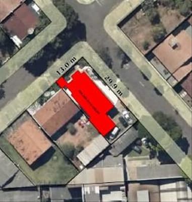 Foto 12 de 14: Casa em leilão em Umuarama - PR — Sobrado em Alvenaria com Área de 248m², área total de 390m² - Umuarama/PR