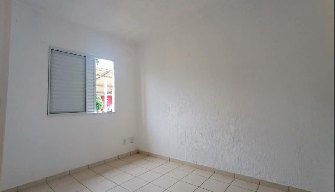 Foto 3 de 10: Casa em leilão em Ponta Grossa - PR — Casa de alvenaria nº 497, do Condomínio Moradas Ponta Grossa, com áre a total de 41,5259 m².