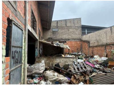 Foto 2 de 7: Terreno em leilão em Almirante Tamandaré - PR, bairro Tanguá — Terreno de 489,68 m² e barracão de 300m², Rua Constância Wolf, 100,Tanguá, Almirante Tramandaré/PR - Massa Falida Likakal Ind Eletrônica