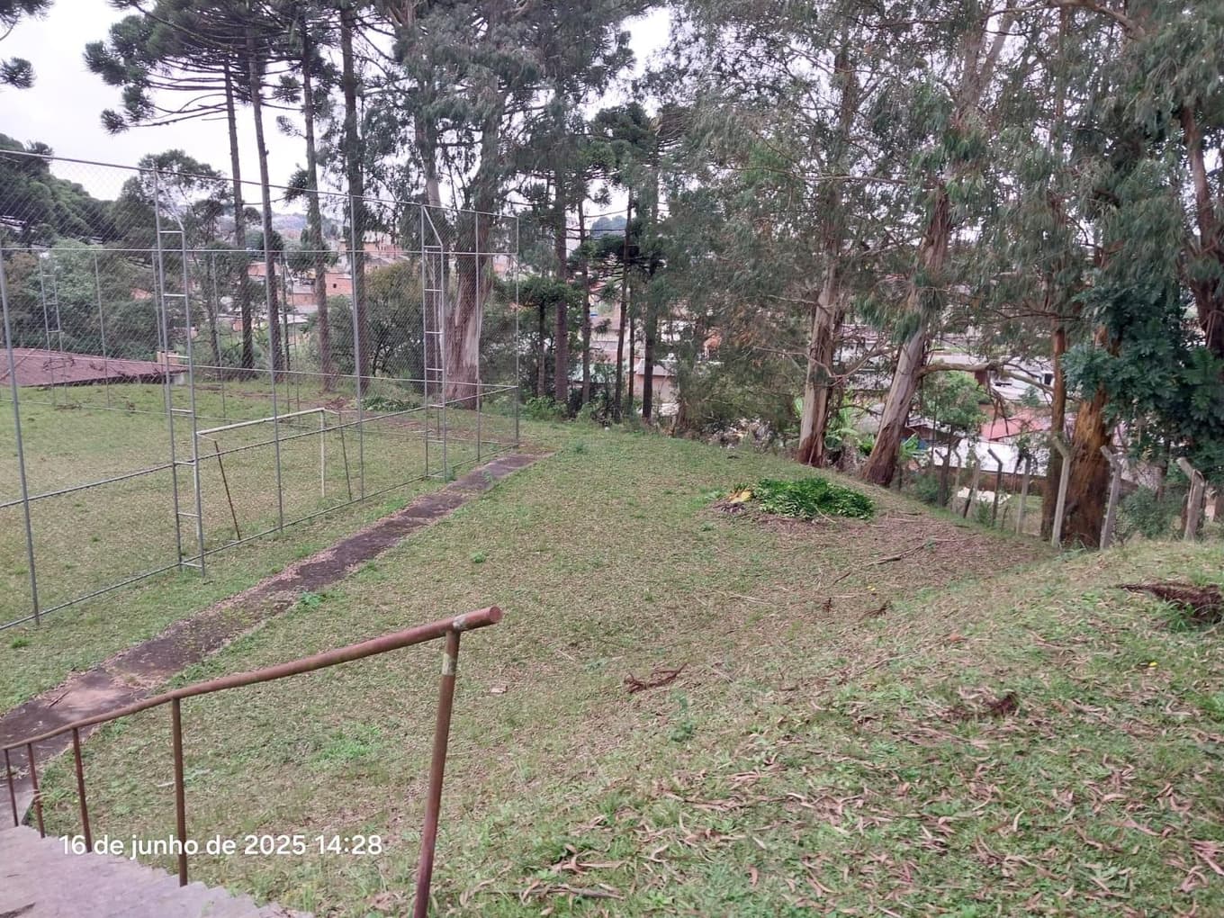 Foto 6 de 16: Terreno em leilão em Almirante Tamandaré - PR, bairro Campina do Arruda — Imóvel terreno de 17.095m² e 2.727m² de área construida, R Ver. Dirceu Pavoni, 246/272 em Alm. Tamandaré/PR. Massa Falida THI Bobinas.
