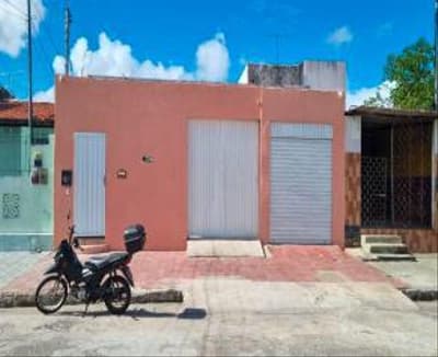 Foto 1 de 16: Casa em leilão em Aracaju - SE, bairro Farolândia — Casa, Ocupado, 162.0 m2, ARACAJU / SE