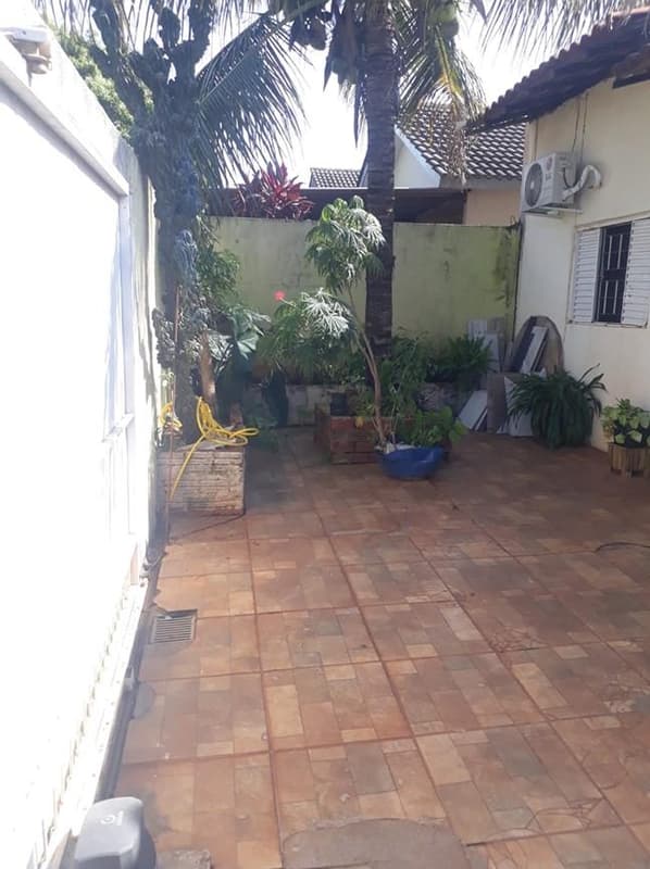 Foto 3 de 6: Terreno em leilão em Umuarama - PR — Direitos que o executado, possuí sobre o imóvel: lote nº 11, da quadra nº 6, do loteamento denominado ¿Parque Irani¿, Umuarama - PR