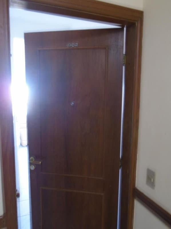 Foto 2 de 5: Apartamento em leilão em Foz Do Iguaçu - PR — Apartamento n°1902 e garagem do EDIFÍCIO MANSÃO DE FLORENÇA, Foz Iguaçu/PR