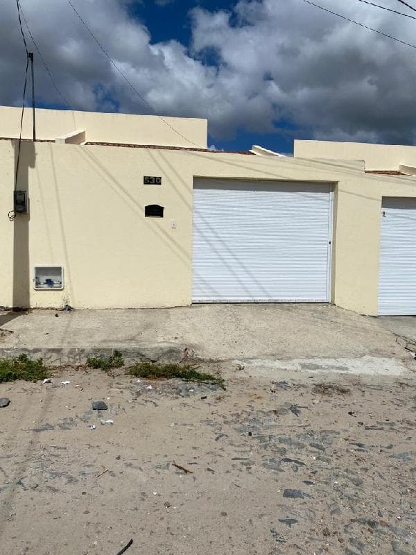 Casa em leilão em Horizonte - CE — Casa de 60.7 m2, com 2 quartos, em HORIZONTE/CE.
