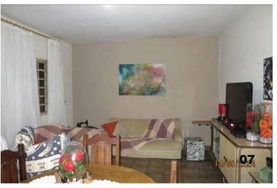 Foto 28 de 28: Casa em leilão em São Carlos - SP — Casa com área de 174,60m² e terreno com área de 300,00m² localizado na Rua Marcus Vinícius de Mello Moraes, nº 183, no loteamento Parque Santa Felícia Jardim, São Carlos/SP