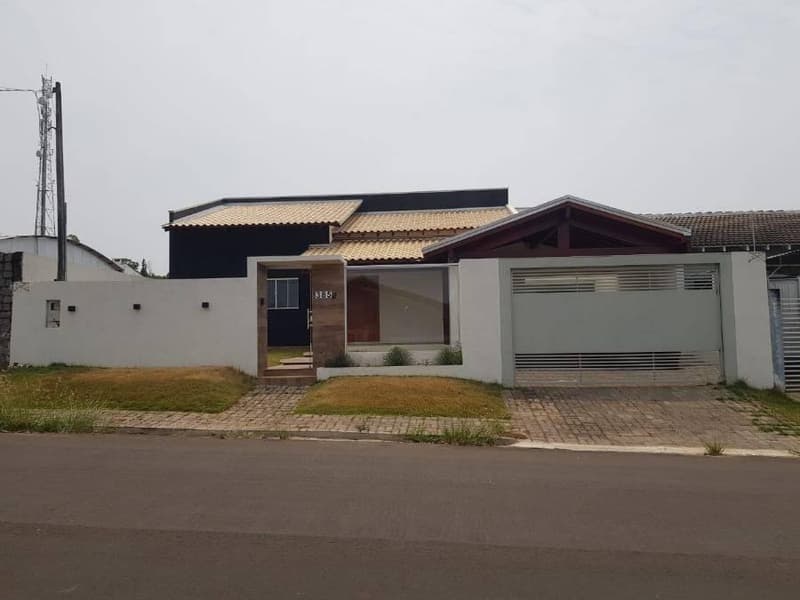 Foto 4 de 15: Casa em leilão em Juara - MT, bairro Centro — Casa, Juara / MT