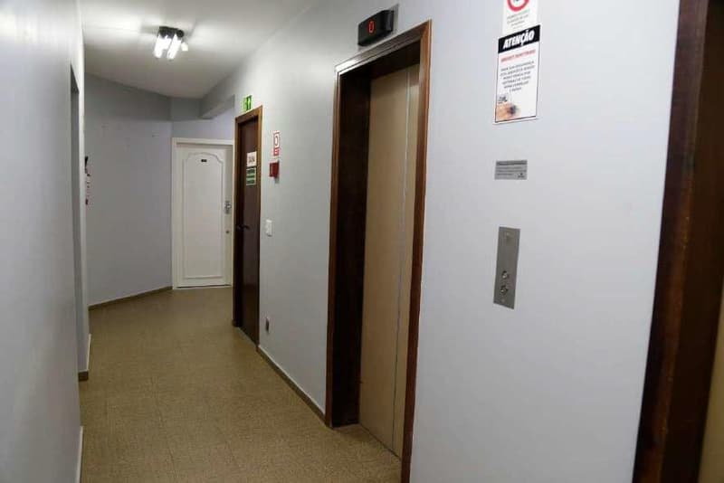 Foto 3 de 11: Comercial em leilão em União Da Vitória - PR — Sala Comercial nº 82, no Edifício Executive Center União, com área total de 59,70 m² e área privativa de 49,22m² em União da Vitória/PR.