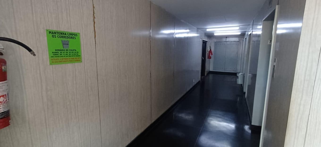 Foto 53 de 57: Comercial em leilão em Rio De Janeiro - RJ, bairro Centro — Conjunto Comercial 377m² na Av. Presidente Vargas, 583 | Centro/RJ | Próximo ao Metrô Uruguaiana e Candelária | Oportunidade para Investidores!