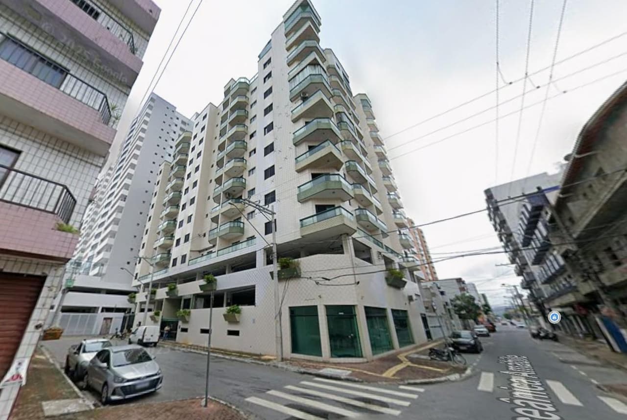 Apartamento em leilão em Praia Grande - SP, bairro Cidade Ocian — Apto 74m², 1 Vaga no Edifício Residencial e Comercial Itaboraí no Bairro Cidade Ocian em Praia Grande/SP.