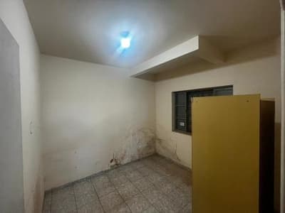 Foto 10 de 22: Casa em leilão em Ivaiporã - PR — Casa com 205m² de área construída e terreno de 1.746m², Desocupado, em Ivaiporã/PR