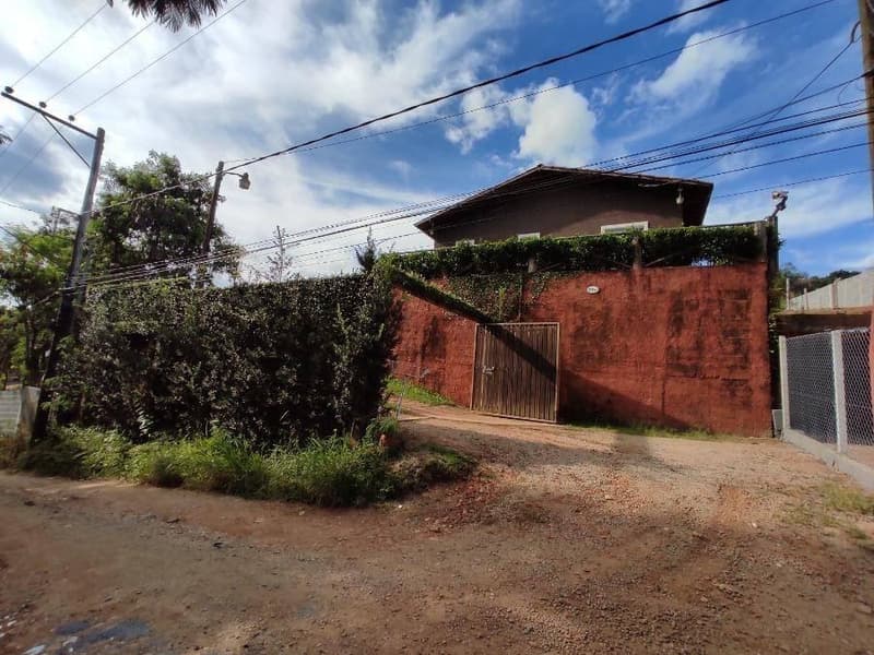 Foto 2 de 18: Casa em leilão em Mairinque - SP, bairro Canguerinha — Casa, Ocupado, Mairinque / SP (21% abaixo da avaliação)