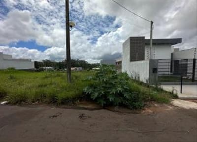 Terreno em leilão em Umuarama - PR — Terreno com área total de 161,00 m², em Umuarama/PR