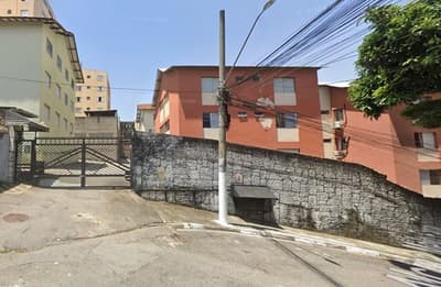 Foto 1 de 4: Apartamento em leilão em Osasco - SP — Apartamento, A.T. 107m², A.P. 55m², Edifício Ipê, Jardim Roberto