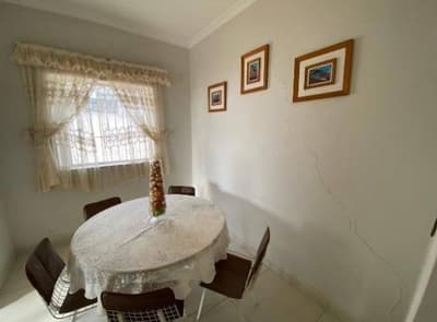 Foto 10 de 14: Casa em leilão em Bauru - SP, bairro Vila Souto — Casa 209m² com Terreno 399m² | Bauru-SP | Vila Souto - 3 Dorms, 3 Banheiros - Financiamento até 420 Meses!