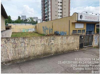 Foto 1 de 10: Terreno em leilão em Curitiba - PR, bairro Cabral — Terreno urbano com área de 356,00m², sem benfeitorias, Avenida Paraná,1342 Bairro: Cabral. Matrícula nº 7.235 do 2º CRI.