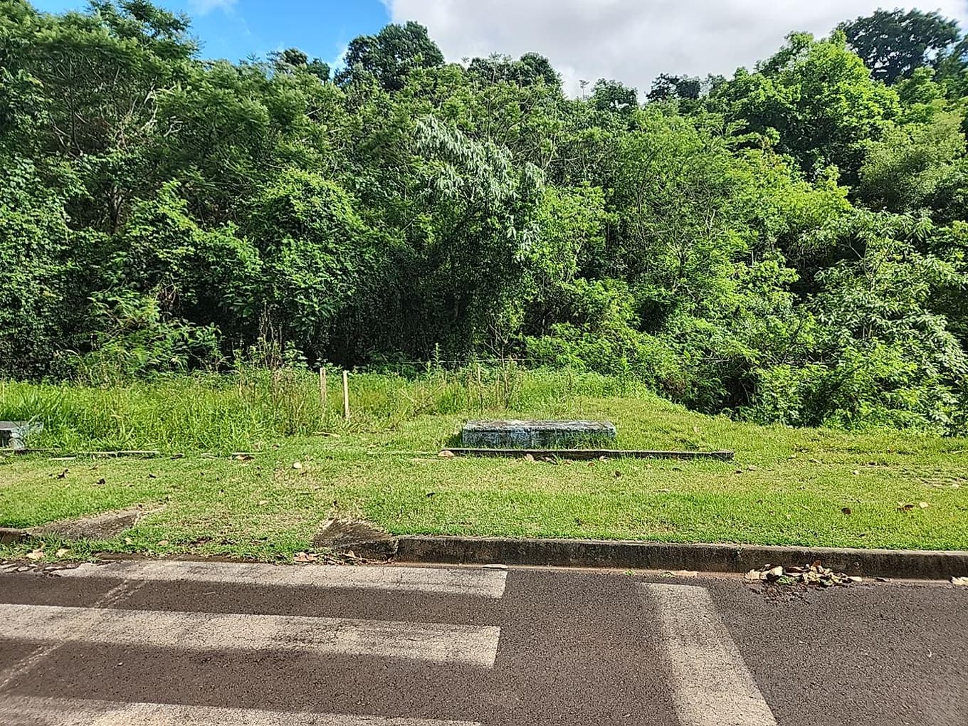 Foto 1 de 4: Terreno em leilão em Dois Vizinhos - PR — LOTE URBANO Nº 04 DA QUADRA Nº 04 LOCALIZADO NO LOTEAMENTO RESIDENCIAL HARMONIA EM DOIS VIZINHOS/PR - ÁREA DE 550,44M²