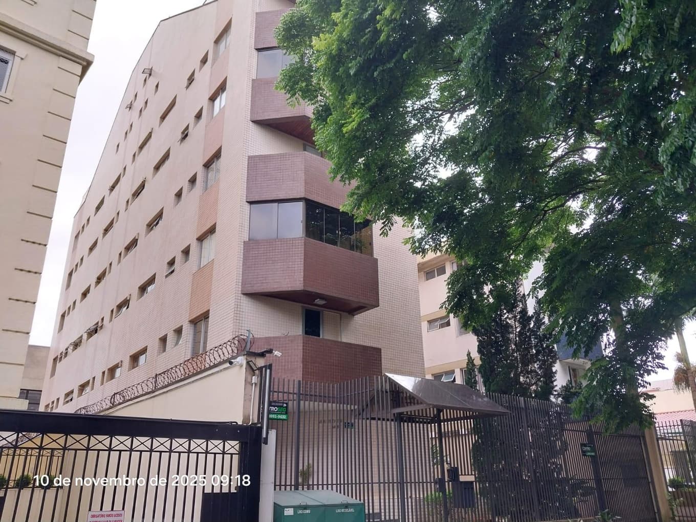 Foto 1 de 11: Apartamento em leilão em Curitiba - PR, bairro Cabral — Apartamento com a área construída exclusiva de 116,95m², Cabral, Curitiba/PR