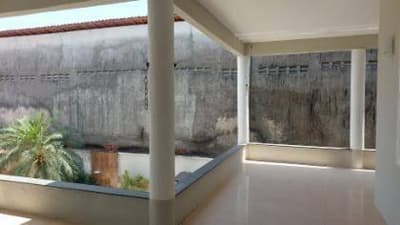 Foto 12 de 20: Casa em leilão em Fortaleza - CE, bairro Lagoa Redonda — Casa 378m² com Terreno 400m² | Fortaleza-CE | Lagoa Redonda - 4 Dormitórios, Piscina e Vaga - Financiamento até 420 Meses!