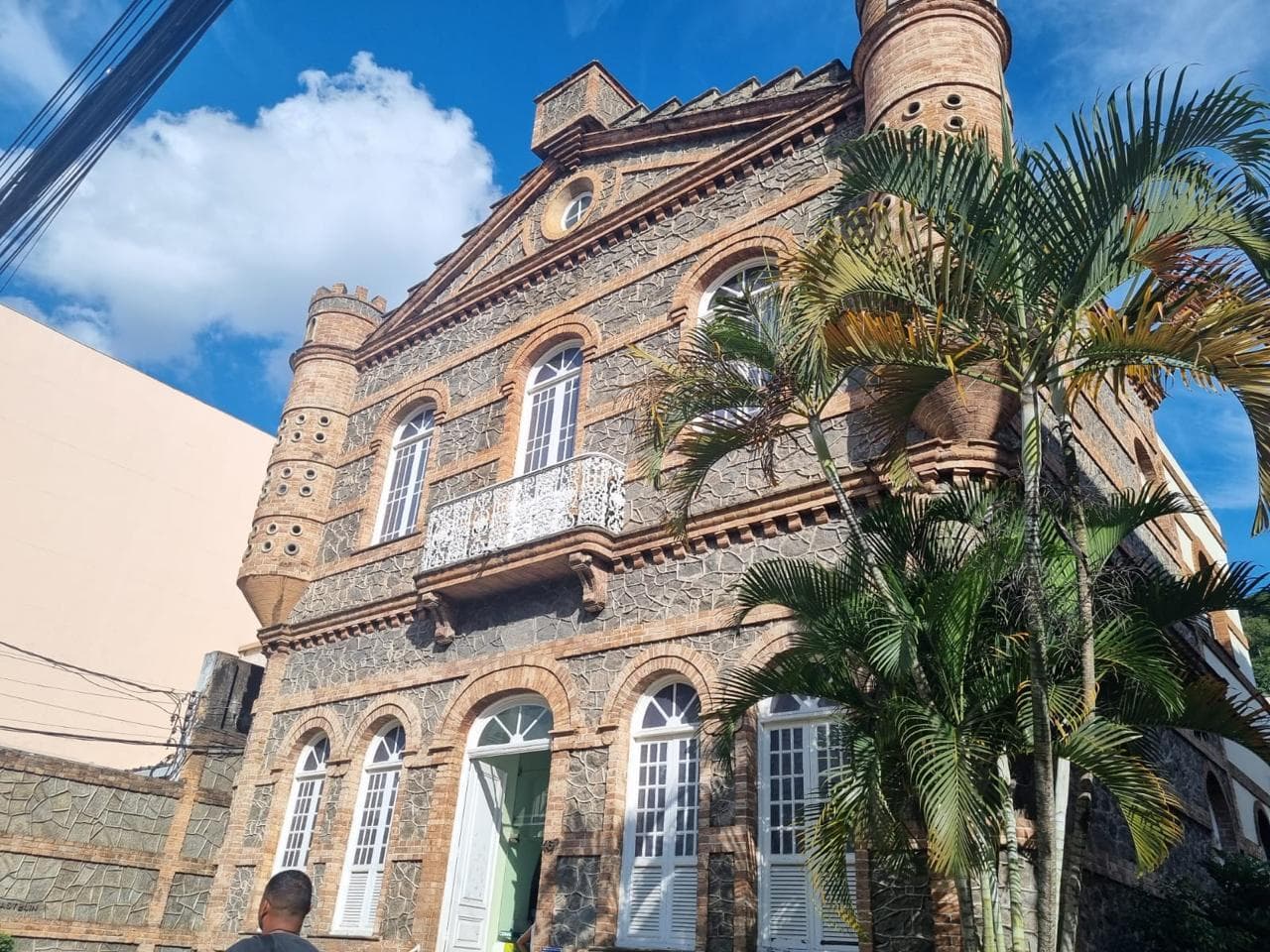 Foto 3 de 7: Comercial em leilão em Juiz De Fora - MG — Imóvel Comercial OCUPADO 2.875m² no Centro de Juiz de Fora/MG