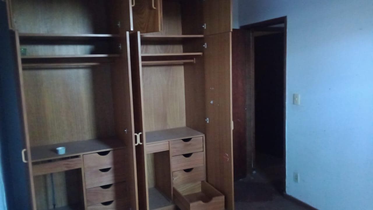 Foto 10 de 12: Casa em leilão em Capitão Leônidas Marques - PR — Casa 126m² Desocupada no Bairro Centro em Capitão Leonidas Marques/PR