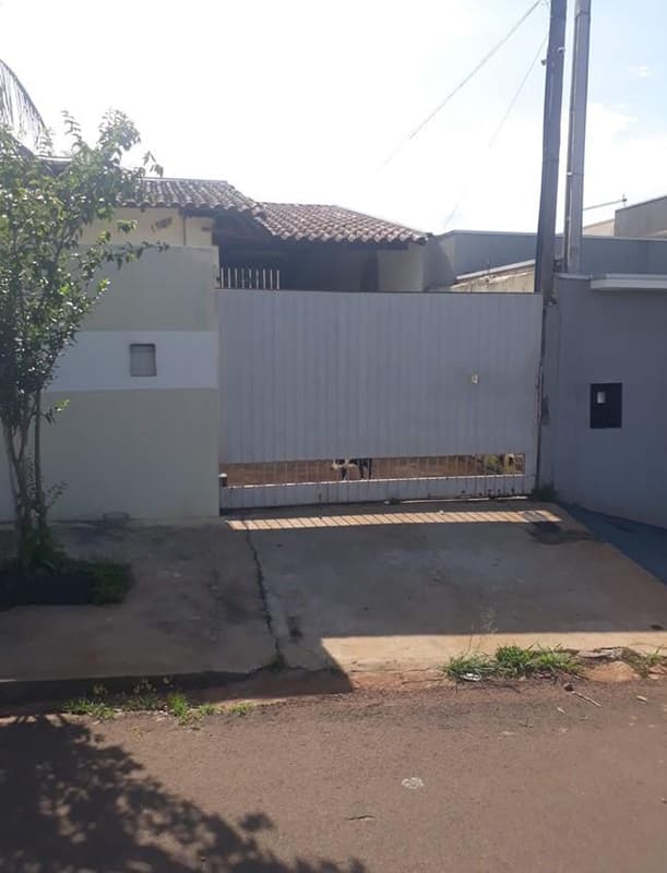 Foto 6 de 6: Terreno em leilão em Umuarama - PR — Direitos que o executado, possuí sobre o imóvel: lote nº 11, da quadra nº 6, do loteamento denominado ¿Parque Irani¿, Umuarama - PR