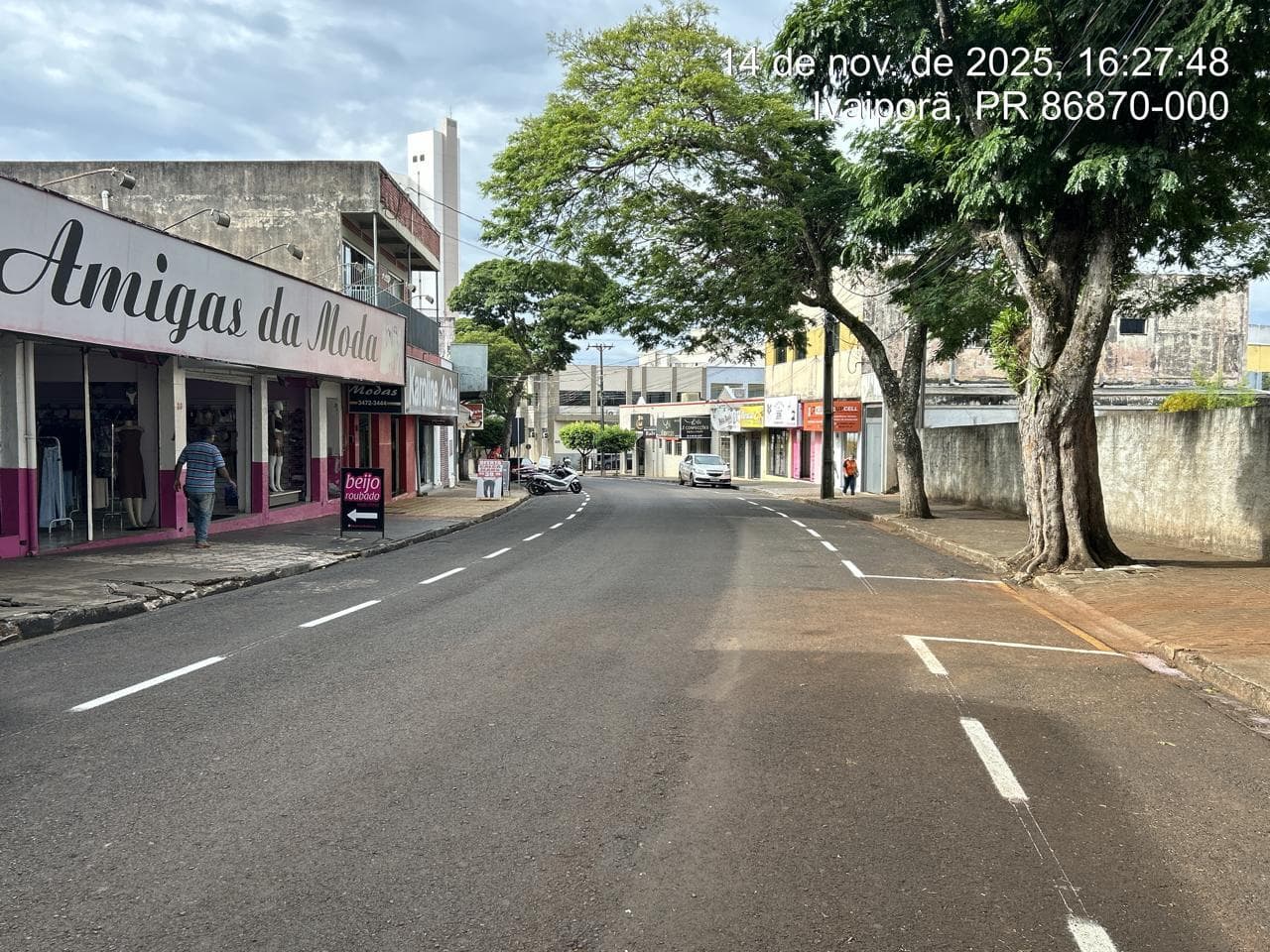 Foto 4 de 4: Comercial em leilão em Ivaiporã - PR, bairro Centro — Fração ideal de 25% de Imóvel Comercial com áreas construída de 480,20m² e total de 546,85m² - Ivaiporã/PR