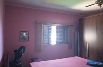 Foto 2 de 9: Casa em leilão em Terra Roxa - SP — Casa, A.T. 464m², A.C. 206m², 2 dorm, 1 suíte, piscina