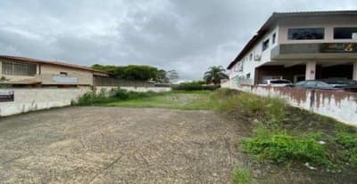 Foto 1 de 10: Terreno em leilão em Cotia - SP — Terreno Urbano 340,65 m² em Cotia - SP 40% de desconto